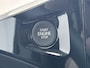 Volkswagen e-Transporter Caravelle 32 L1H1 Life 64 kWh Automaat 8 PERSOONS / garantie tot 12-2027 / WLTP 305 km / Stone Gray / Warmtepomp / Apple Carplay/Android Auto / Licht en zicht-pakket / Keyless entry / draadloze telefoonlader /