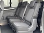 Volkswagen e-Transporter Caravelle 32 L1H1 Life 64 kWh Automaat / NIEUW/ Fabrieksgarantie tot 12-2027 / 8 Persoons / Stone Gray / Warmtepomp / Apple Carplay/Android Auto / Licht en zicht-pakket / Keyless entry / draadloze telefoonlader /