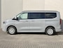 Volkswagen e-Transporter Caravelle 32 L1H1 Life 64 kWh Automaat 8 PERSOONS / garantie tot 12-2027 / WLTP 305 km / Stone Gray / Warmtepomp / Apple Carplay/Android Auto / Licht en zicht-pakket / Keyless entry / draadloze telefoonlader /