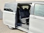 Volkswagen e-Transporter Caravelle 32 L1H1 Life 64 kWh Automaat 8 PERSOONS / garantie tot 12-2027 / WLTP 305 km / Stone Gray / Warmtepomp / Apple Carplay/Android Auto / Licht en zicht-pakket / Keyless entry / draadloze telefoonlader /