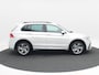 Volkswagen Tiguan 1.4 TSi 245 Pk eHybrid Automaat R-Line Business+ | Full LED | Adaptive Cruise | Keyless | Camera | 19 Inch | 28.624 Km!!