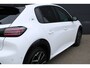 Peugeot e-208 EV GT 50 kWh | Fase 3 laden | Navigatie | Alcantara | Massage | Adaptieve cruise | Black Diamond |