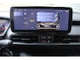 Jeep Avenger Altitude 100pk I 18 Inch Velgen I All-Seasonbanden I Adaptive Cruise Control I Trekhaak I Apple Carplay/Android Auto