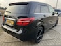 Mercedes-Benz B-klasse 180 Ambition / Automaat / Leder / Stoelverw. / Led / Cruise / Parkeersensoren / NAP /