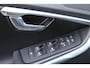 Volvo V40 1.6 T4 180 PK R-Design / PANODAK / NAVIGATIE / TREKHAAK