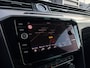 Volkswagen Passat Variant 1.5 TSI 150 pk Highline Business R | Trekhaak | Navigatie | Aplle Carplay | Achter uitrij camera | Led koplampen | Stoelverwarming |