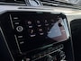 Volkswagen Passat Variant 1.5 TSI 150 pk Highline Business R | Trekhaak | Navigatie | Aplle Carplay | Achter uitrij camera | Led koplampen | Stoelverwarming |