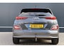 Hyundai Kona Electric EV Premium Sky 64 kWh | 98% soh! | Leer | Trekhaak | Camera | HUD | Stoelverwarming - Koeling | Adaptieve Cruise Control | Schuif / kanteldak