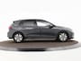Volkswagen Golf 1.5 eTSI 150pk DSG Goal · Camera · Wegklapbare Trekhaak · Apple/Android Car Play · Stoel&- Stuurverwarming · 16'' Inch ·