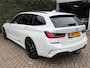 BMW 3-Serie Touring 330e xDrive High Executive M-Pakket | M3 Zetels | Pano | Trekhaak