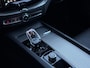 Volvo XC60 2.0 T6 Plug-in hybrid AWD Ultimate Dark | Luchtvering | Harman/Kardon | HU-Display | Camera |