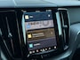 Volvo XC60 2.0 T6 Plug-in hybrid AWD Ultimate Dark | Luchtvering | Harman/Kardon | HU-Display | Camera |