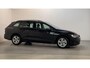 Volkswagen Golf Variant 1.0 TSI 110pk Life Sfeerverlichting Navigatie Parkeersensoren