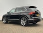 Volkswagen Tiguan 2.0 TDI R-Line Connected Series Leer Stoelverw. Trekhaak 2000kg