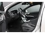 Volvo V60 1.5 T3 Polar+ Dynamic - Leder - Stoelverwarming - Trekhaak - Navi - PDC - On Call - Xenon - Rijklaar