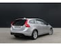 Volvo V60 1.5 T3 Polar+ Dynamic - Leder - Stoelverwarming - Trekhaak - Navi - PDC - On Call - Xenon - Rijklaar