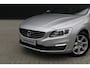 Volvo V60 1.5 T3 Polar+ Dynamic - Leder - Stoelverwarming - Trekhaak - Navi - PDC - On Call - Xenon - Rijklaar