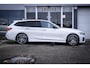 BMW 3-Serie Touring 330e M-sport I Pano I Laser I Harman/Kardon I Schaalstoelen I Camera I HuD I Elek.trekhaak