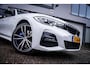 BMW 3-Serie Touring 330e M-sport I Pano I Laser I Harman/Kardon I Schaalstoelen I Camera I HuD I Elek.trekhaak