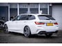 BMW 3-Serie Touring 330e M-sport I Pano I Laser I Harman/Kardon I Schaalstoelen I Camera I HuD I Elek.trekhaak