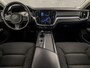 Volvo V60 2.0 B3 Momentum Sport 177Pk Automaat (APPLE CARPLAY, GROOT NAVI, PARKEERSENSOREN, SPORTSTOELEN, DAKRAILS ZWART, LED KOPLAMPEN, NIEUWE APK, NIEUWSTAAT)