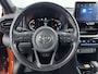 Toyota Yaris Cross 1.5 Hybrid Dynamic | Trekhaak | Dodehoek detectie | Stoel-/stuurverwarming | Navigatie | Parkeersensoren voor/achter | Apple Carplay / Android Auto | 17 inch