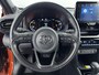 Toyota Yaris Cross 1.5 Hybrid Dynamic | Trekhaak | Dodehoek detectie | Stoel-/stuurverwarming | Navigatie | Parkeersensoren voor/achter | Apple Carplay / Android Auto | 17 inch