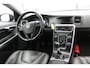 Volvo V60 2.0 D3 met schuifdak en lederen interieur