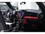 MINI John Cooper Works Mini 2.0 S JCW Package | Kuipstoelen | JCW exhaust | Camera | Adaptive cruise | HUD | Xenon | Flippers |