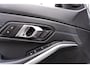 BMW 3-Serie Touring 330e xDrive M Perf Stoelen Pano HUD