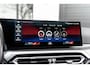 BMW 3-Serie Touring 330e xDrive M Perf Stoelen Pano HUD
