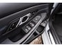 BMW 3-Serie Touring 330e xDrive M Perf Stoelen Pano HUD
