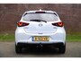 Mazda 2 1.5 Skyactiv-G Luxury, Airco, Apple Carplay, Lichtm. Velgen, Trekhaak, Ned. Auto