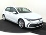 Volkswagen Golf 1.4 eHybrid GTE | SoH 99% | Trekhaak | LED matrix verlichting | Dodehoek detectie | Adaptieve cruise control | Stoel- en stuurwielverwarming | Navigatie | CarPlay |