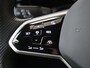 Volkswagen Golf 1.5 TSI R-Line Business | Parkeerassistent | Dodehoek detectie | Adaptieve cruise control | Navigatie | Achteruitrijcamera | CarPlay | LED Plus verlichting |