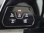 Volkswagen Golf 1.5 TSI R-Line Business | Parkeerassistent | Dodehoek detectie | Adaptieve cruise control | Navigatie | Achteruitrijcamera | CarPlay | LED Plus verlichting |