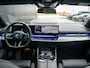 BMW 5-Serie 550e xDrive | M Sport Pro | Adaptief onderstel | B&W | Stoelverwarming | 360 Camera | Panodak |
