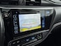 Toyota Auris Touring Sports 1.8 Hybrid Executive | Glazen Panoramadak | Navigatie | LED Verlichting |