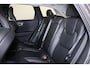 Volvo XC60 T8 Recharge AWD Ultra Dark - Luchtvering - Panorama/schuifdak - IntelliSafe Assist & Surround - 360º Camera - Bowers & Wilkins audio - Adaptieve LED koplampen - Verwarmde voorstoelen, stuur & achterbank - Parkeersensoren voor & achter - Elektr. bedienb. voorstoelen met geheugen - Geventileerde voorstoelen - Head up display - Draadloze tel. lader - Extra getint glas - Elektr. inklapbare trekhaak - 21' LMV