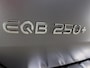 Mercedes-Benz EQB 250+ AMG Line 71 kWh | Panoramaschuifdak | Trekhaak | 360°-camera | Dodehoekassistent | Stoelverwarming voor |