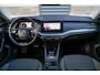 Skoda Octavia Combi 1.0 e-TSI 110pk DSG Ambition | Trekhaak | Parkeersensoren Achter | Apple Carplay/ Android Auto | All Season Banden