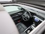 Audi e-tron Sportback 55 quattro Business edition Plus 95 kWh | Panoramadak | Apple Carplay/Android Auto | Achteruitrijcamera | Cruise Control | Stoelverwarming | Lederen Bekleding | Parkeersensoren | Lichtmetalen Velgen |