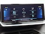 Peugeot e-2008 SUV EV Allure Pack 50 kWh 136pk | Accu SOH 92,6% | Navigatie | Achteruitrijcamera | 3D Cockpit | Stoelverwarming | Climate Control | Adaptieve Cruise Control | Parkeersensoren | Keyless start | Bluetooth | Apple CarPlay / Android Auto | DAB+ radio | Elektrisch inklapbare spiegels | Donker getint glas | 17" lichtmetalen velgen |