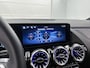 Mercedes-Benz GLA 250 e AMG Plug-In Hybride Trekhaak | AMG Line Premium | Sfeerverlichting | Distronic | MultiBeam Ledkoplampen | Stuur en Stoelverwarming. Inclusief 24 maanden Mercedes-Benz Certified garantie voor Europa.