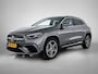 Mercedes-Benz GLA 250 e AMG Plug-In Hybride Trekhaak | AMG Line Premium | Sfeerverlichting | Distronic | MultiBeam Ledkoplampen | Stuur en Stoelverwarming. Inclusief 24 maanden Mercedes-Benz Certified garantie voor Europa.