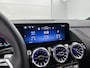 Mercedes-Benz GLA 250 e AMG Plug-In Hybride Trekhaak | AMG Line Premium | Sfeerverlichting | Distronic | MultiBeam Ledkoplampen | Stuur en Stoelverwarming. Inclusief 24 maanden Mercedes-Benz Certified garantie voor Europa.