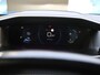 Peugeot e-2008 SUV GT 50kWh | 1e eigenaar | 3 FASE | Achteruitrijcamera | Climate Control | Navigatie | Apple Carplay/Andorid Auto | Parkeersensoren voor/achter
