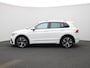 Volkswagen Tiguan 1.4 TSI eHybrid R-Line Business | 245 PK | SoH 100% | Plug- In Hybrid | Trekhaak  | Stoelverwarming en Stuurwielverwarming | Navigatie| 360 Graden Camera  | Keyless | Digital Cockpit |