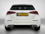 Mercedes-Benz A-klasse 180 Nightpakket | Augmented Reality | Stoelverwarming | LED | Car Play | Cruise Controle | Inclusief 24 maanden Mercedes-Benz Certified garantie voor Europa.
