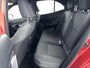 Toyota Yaris Cross 1.5 Hybrid Dynamic | Dodehoek detectie | Navigatie | Stoel-/stuurverwarming | Parkeersensoren voor/achter | Apple Carplay / Android Auto | 17 inch